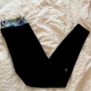 Black Ivivva Leggings